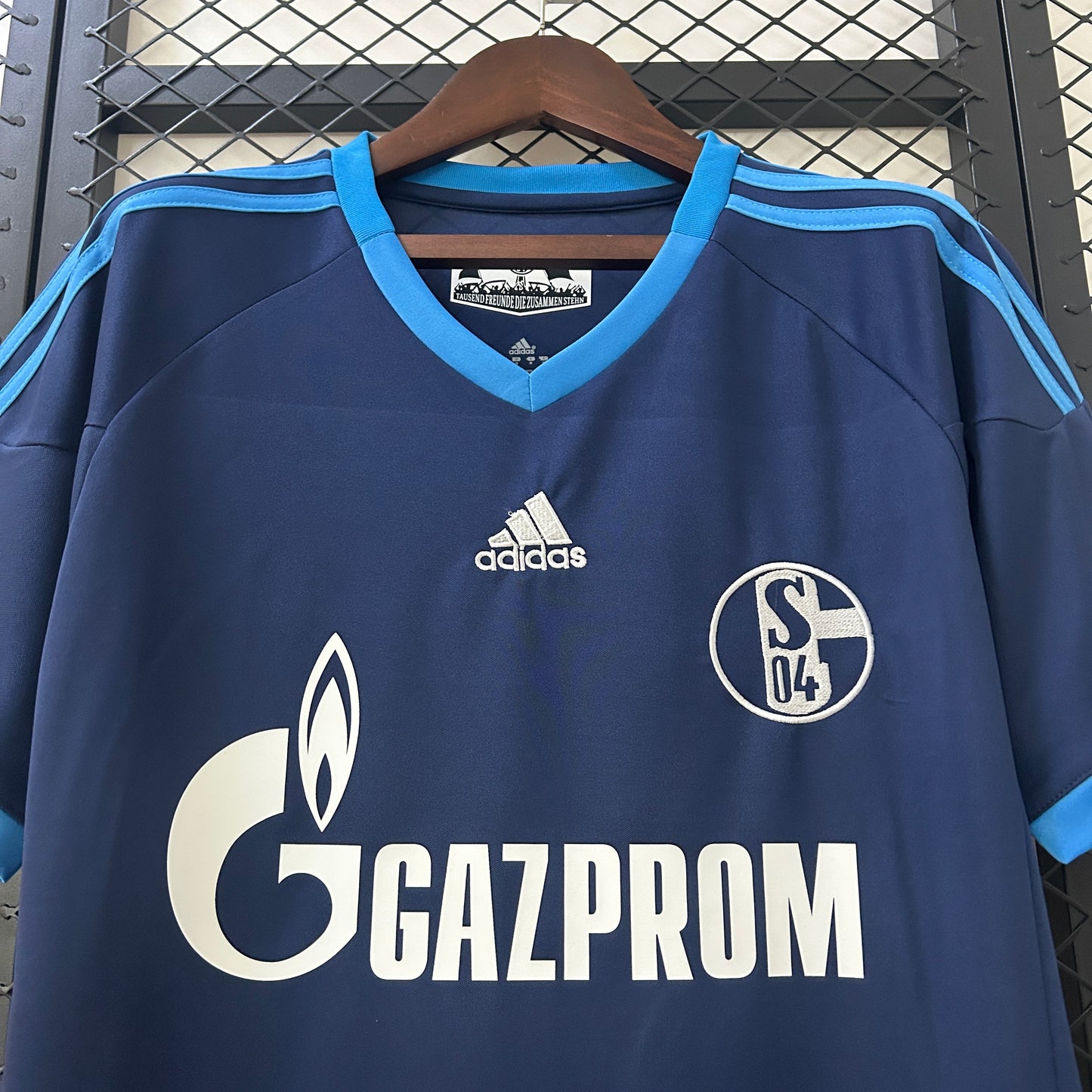 Schalke 04 10/11 Away