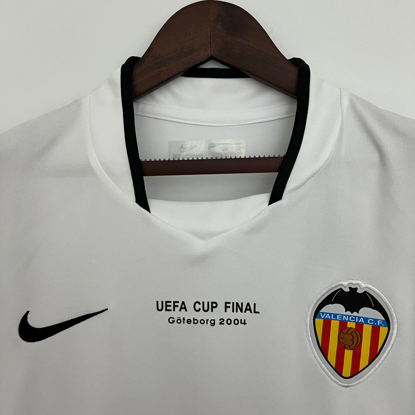 Valencia 03/04 Home
