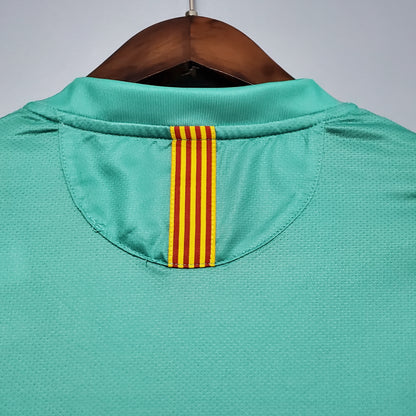 Barcelona 10/11 Away
