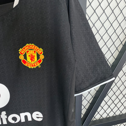 Manchester United  03/04 Away