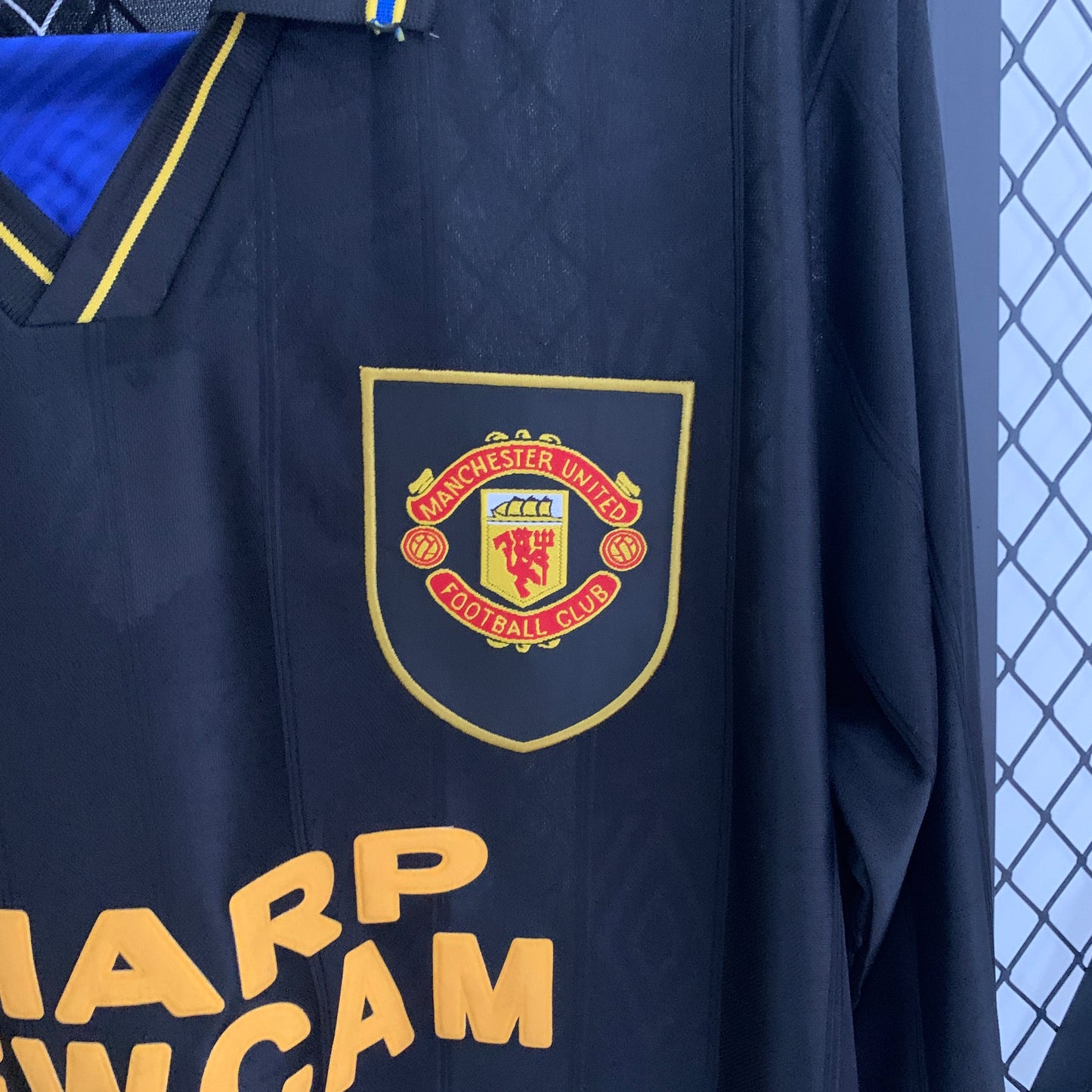 Manchester United 93/95 Away Long Sleeve