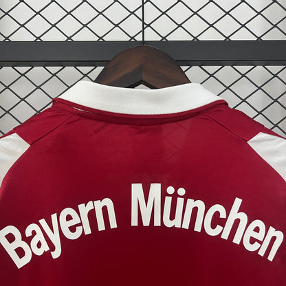 Bayern Munich Home 03/04