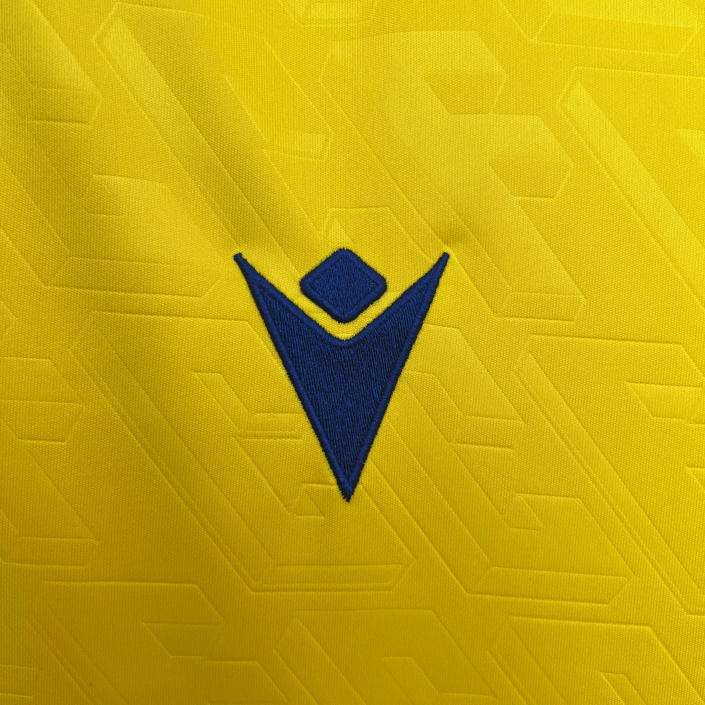 Cadiz 25/26 Home