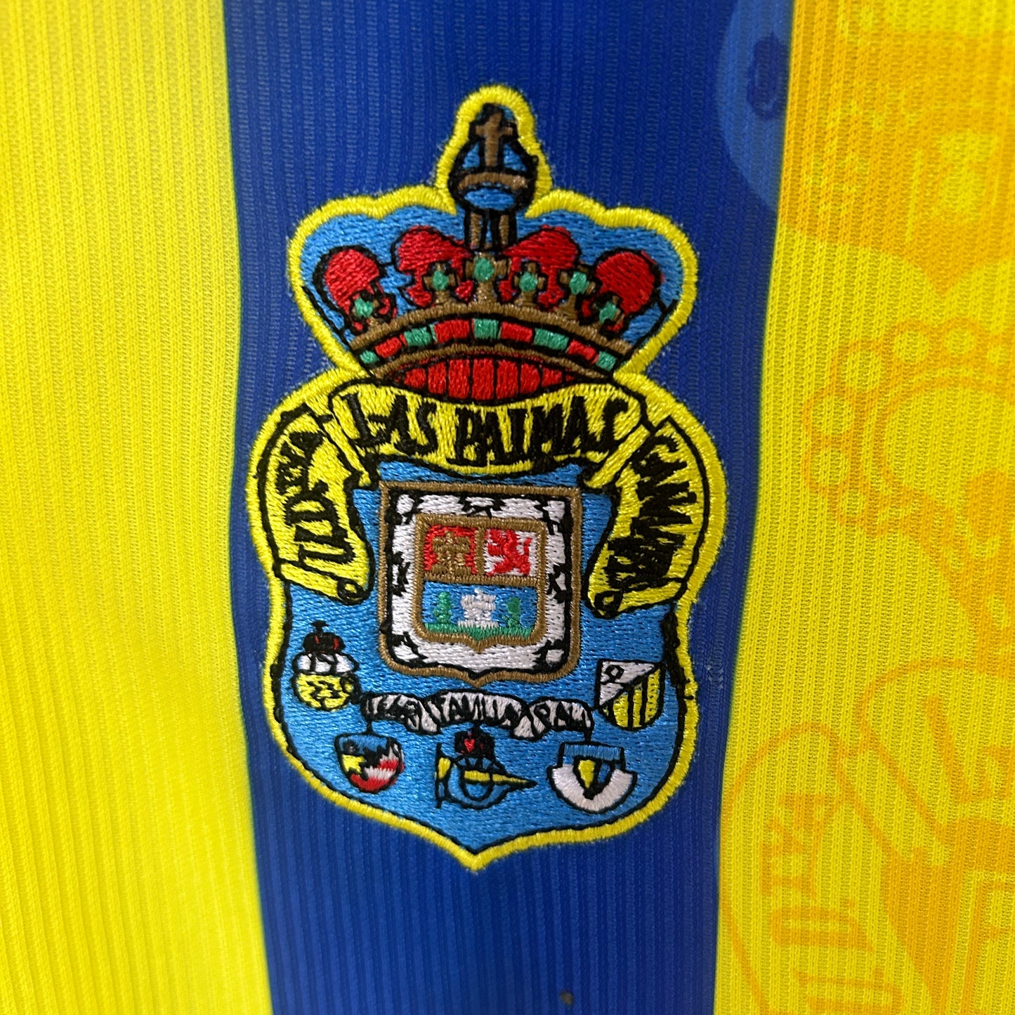 Las Palmas Away 98/99