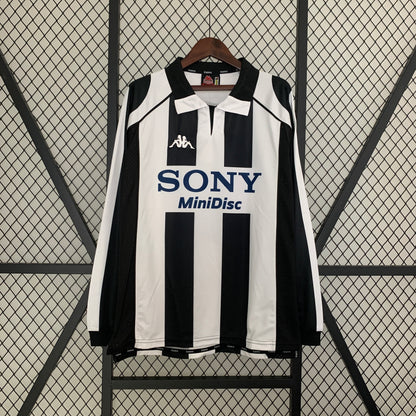 Juventus 97/98 home Away Long Sleeve
