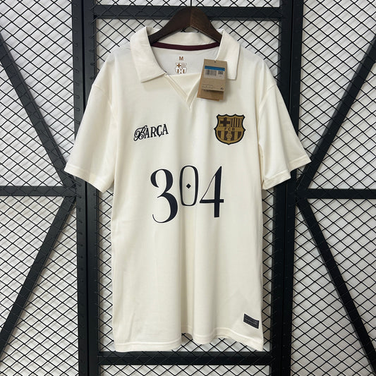 FC Barcelona 304 | White