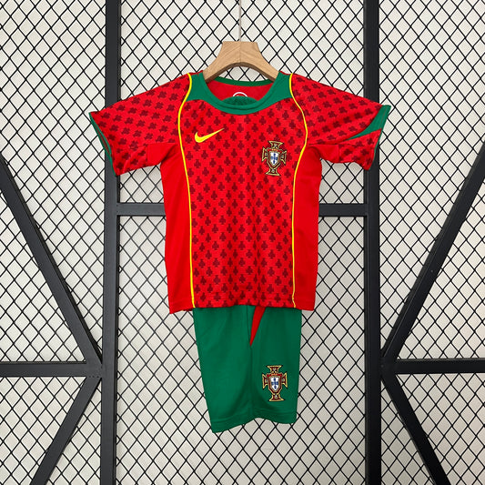 Portugal Home Kids 2004