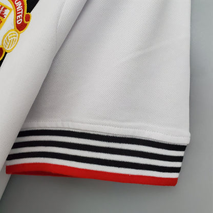 Manchester United 75/80 Away