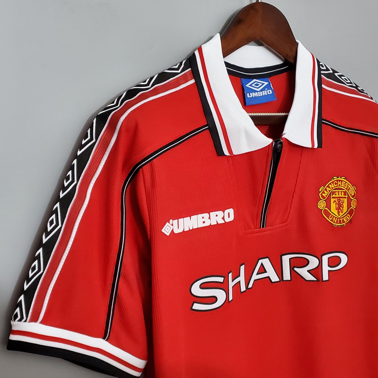 Manchester United 98/99 Home