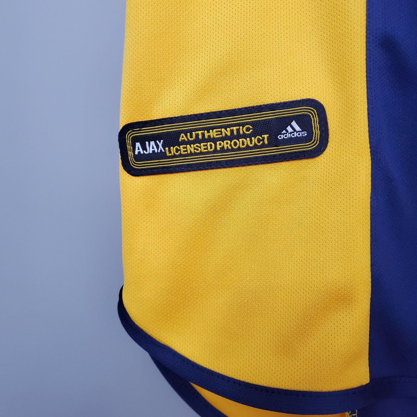 Ajax 00/01 Away