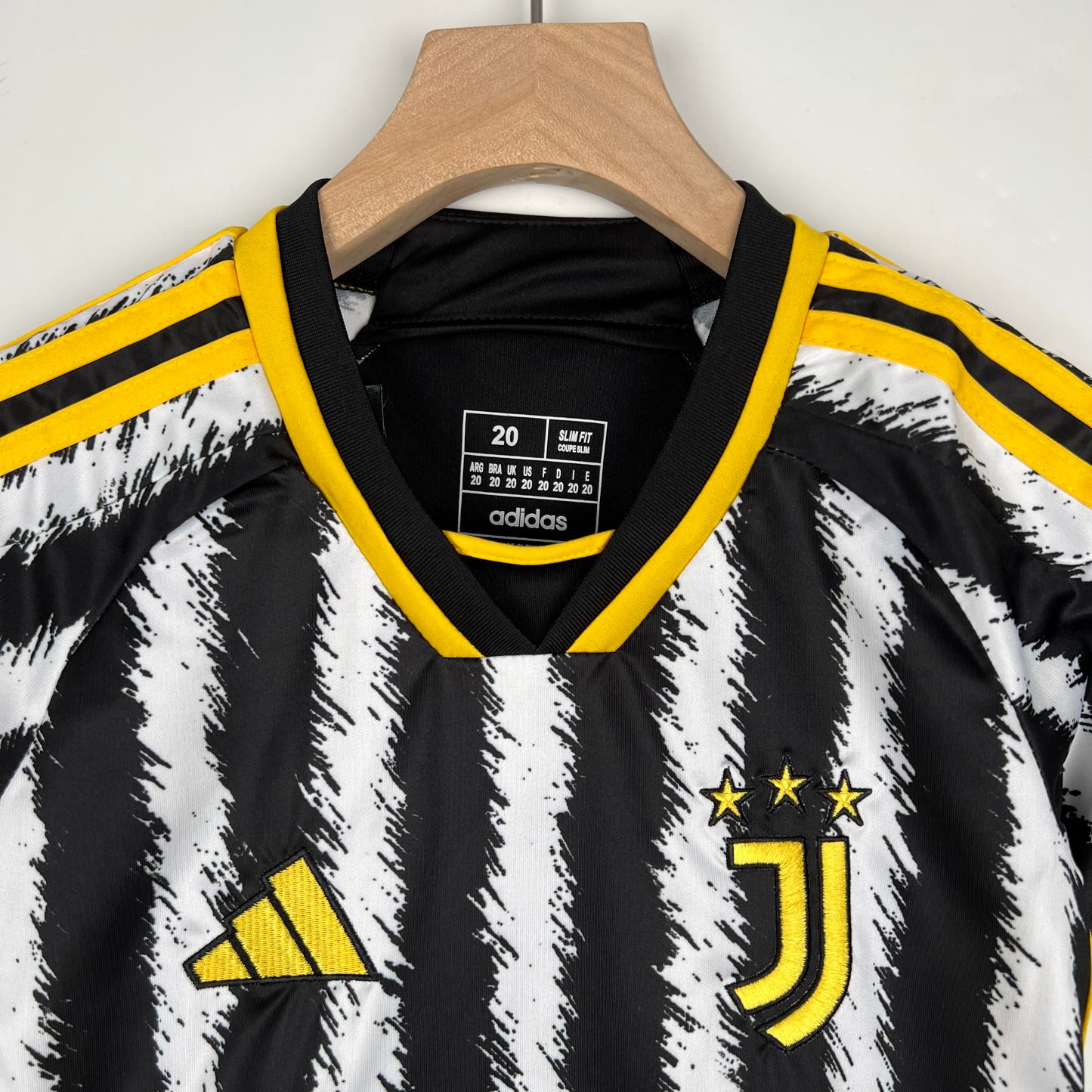 Juventos 23/24 Home