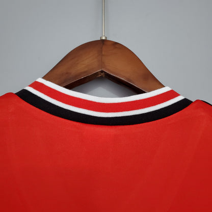 Manchester United 85/86 Home