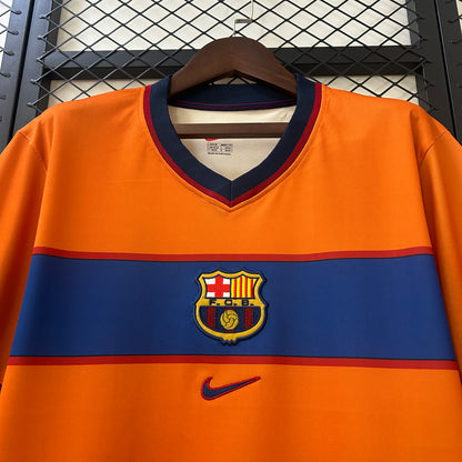 Barcelona 98/99 third