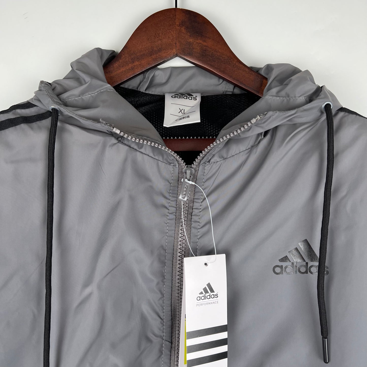 Adidas Windbreak