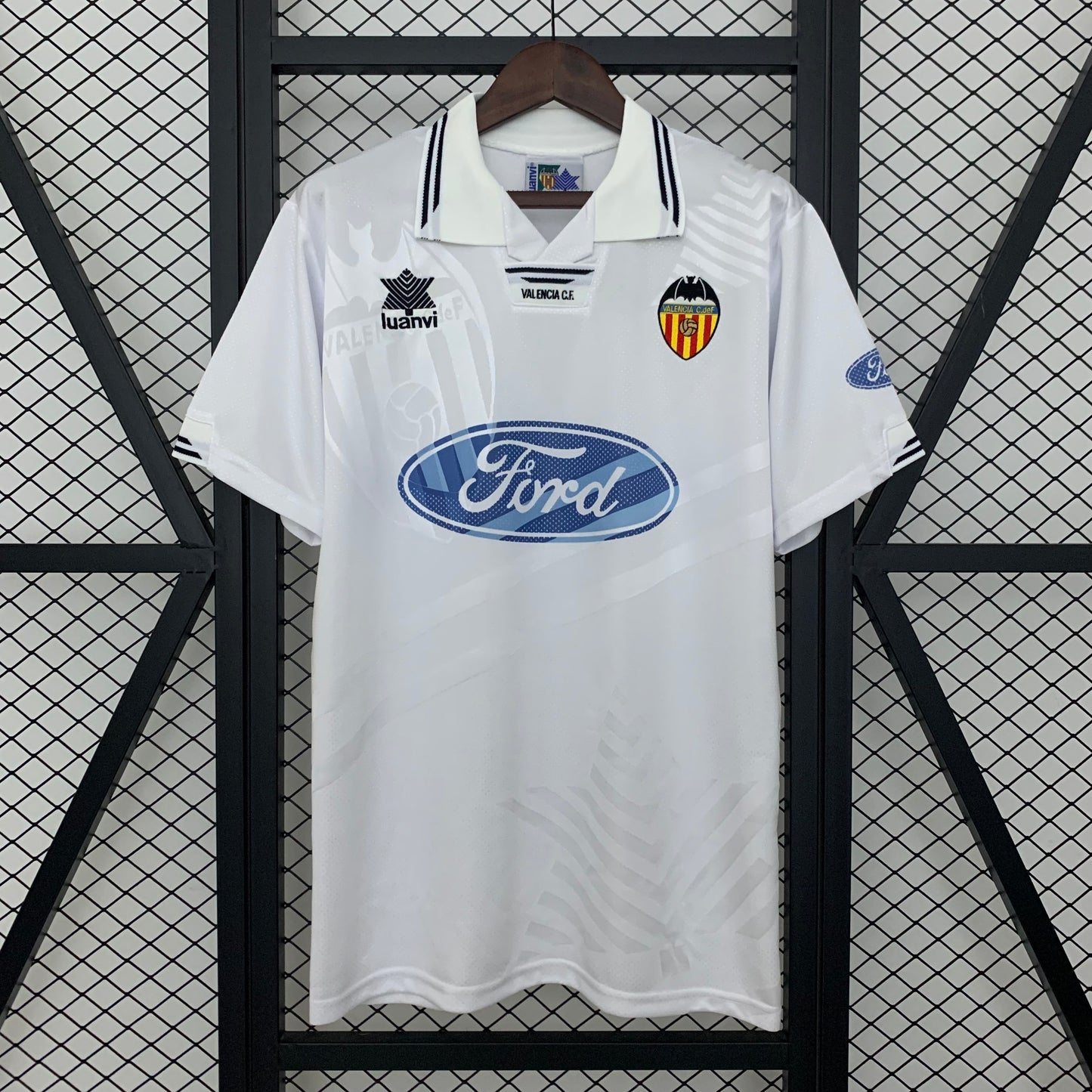 Valencia 99/00 Home