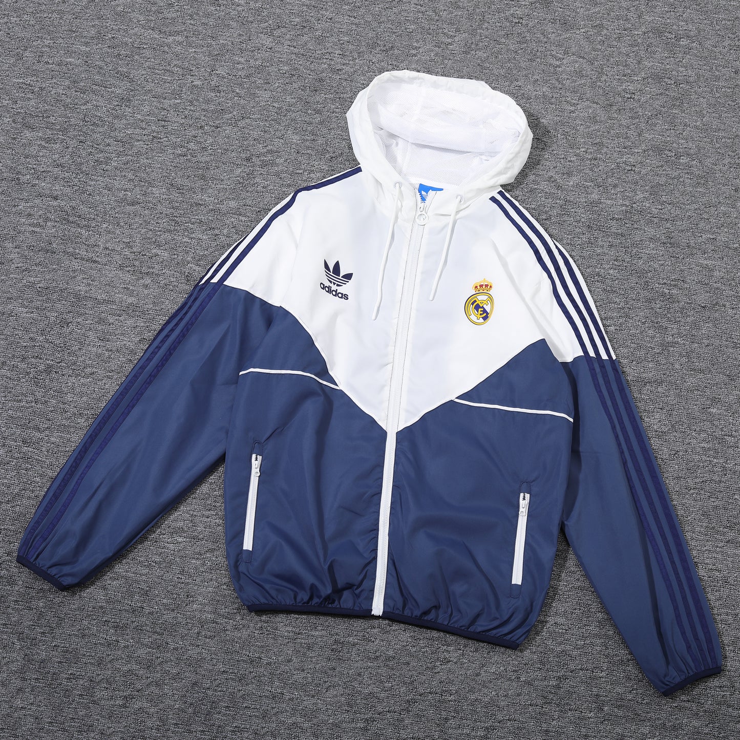 Real Madrid Windbreaker 23/24