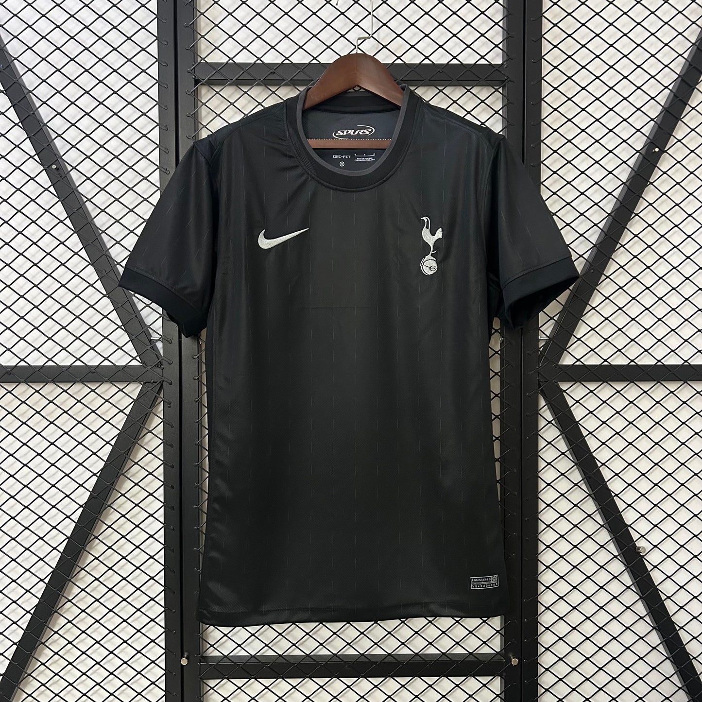 Tottenham 25/26 Away
