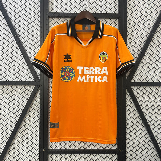 Valencia 99/00 Away