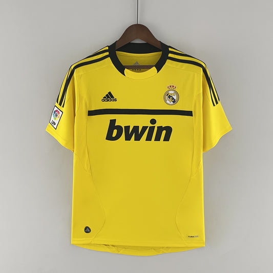 Real Madrid 11/12 Goalkeeper Yellow