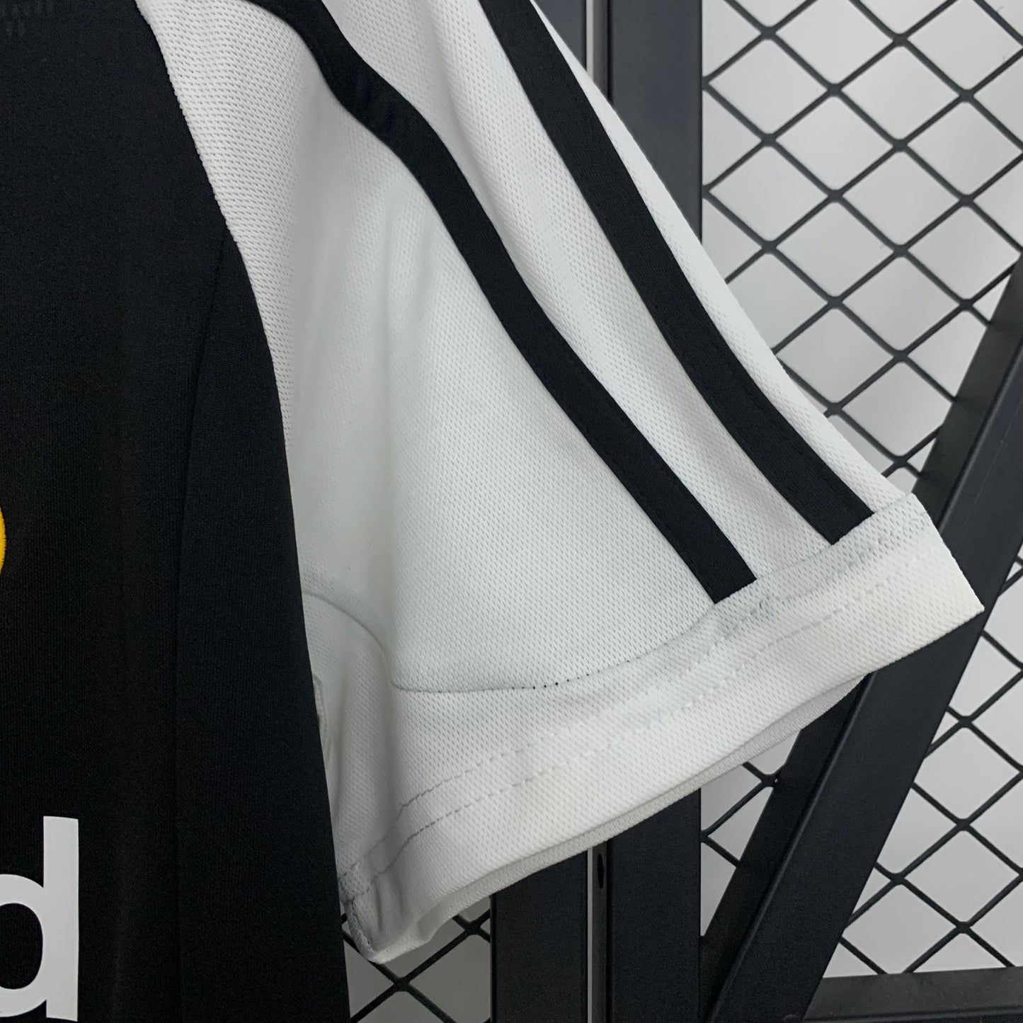 Real Madrid 01/02 Away