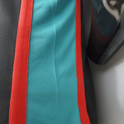 Memphis Grizzlies Black | Retro Edition