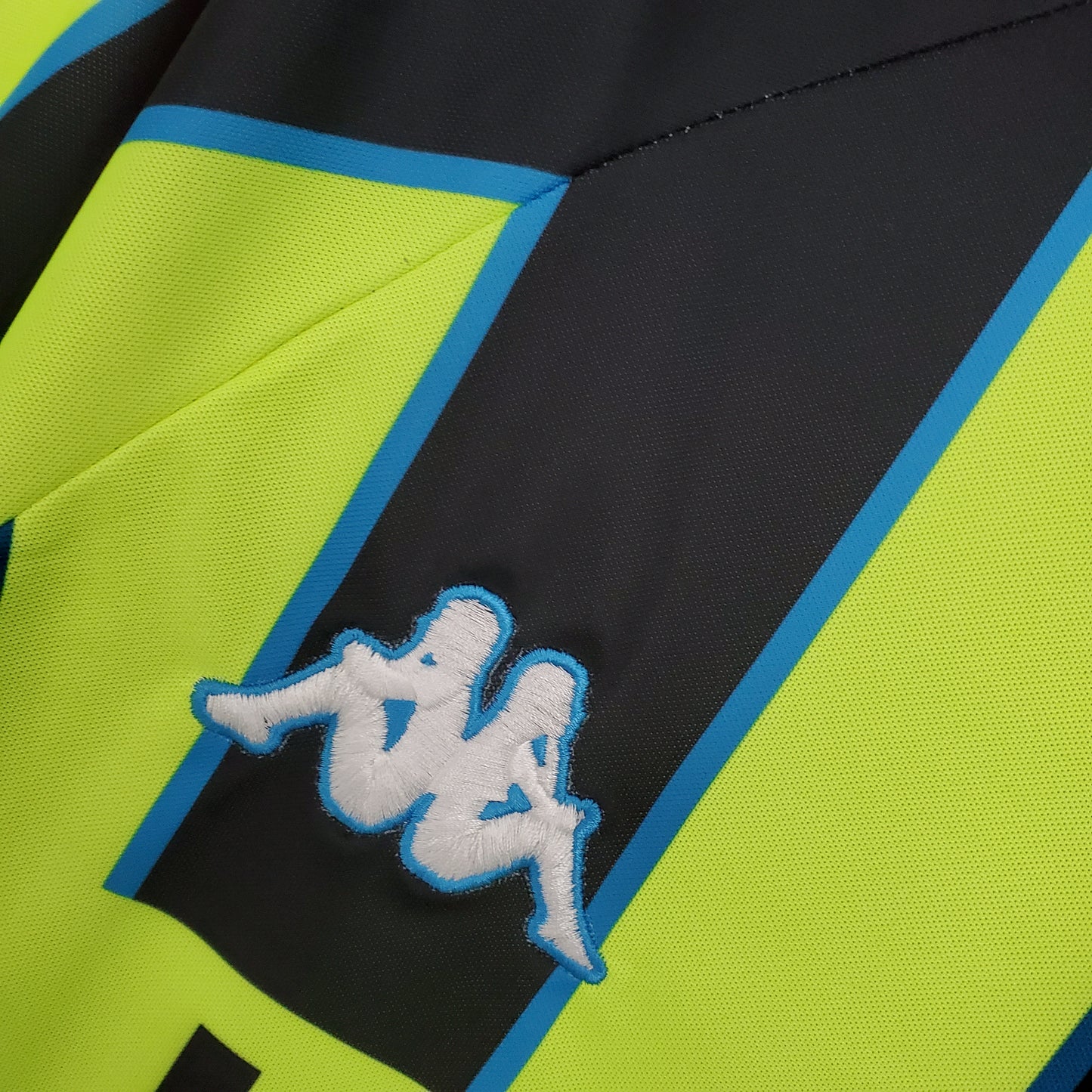 Manchester City 98/99 Away
