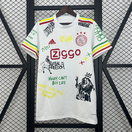 Ajax 2025 Edição Especial