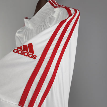 Manchester United White 22/23