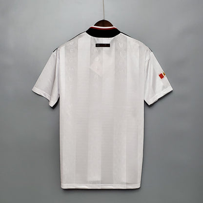 Manchester United 97/98 Away