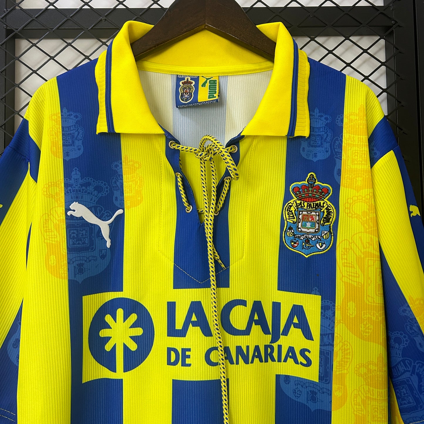 Las Palmas Away 98/99