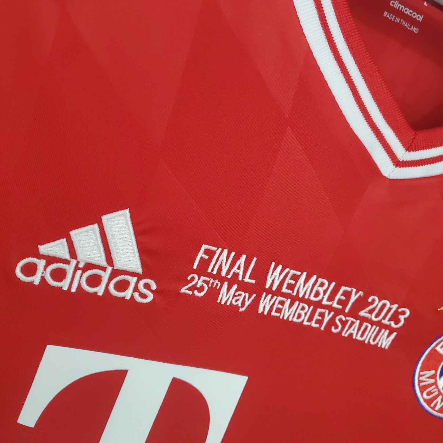 Bayern Munich 13/14 Champions League Home Long Sleeve