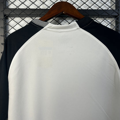 Corinthians 25/26 Home