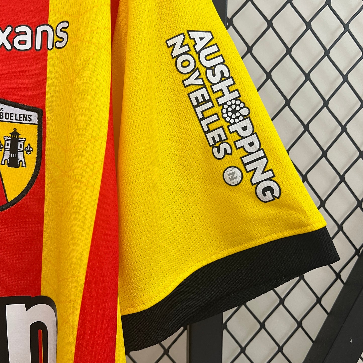 Lens Home 24/25
