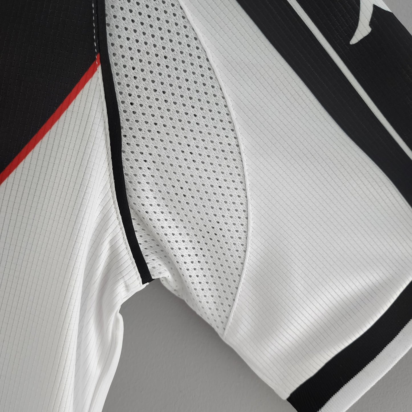 Vasco da Gama 2000 White