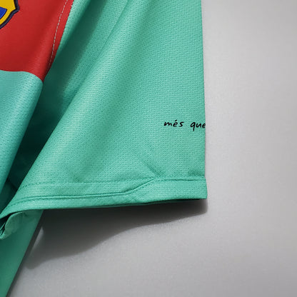 Barcelona 10/11 Away