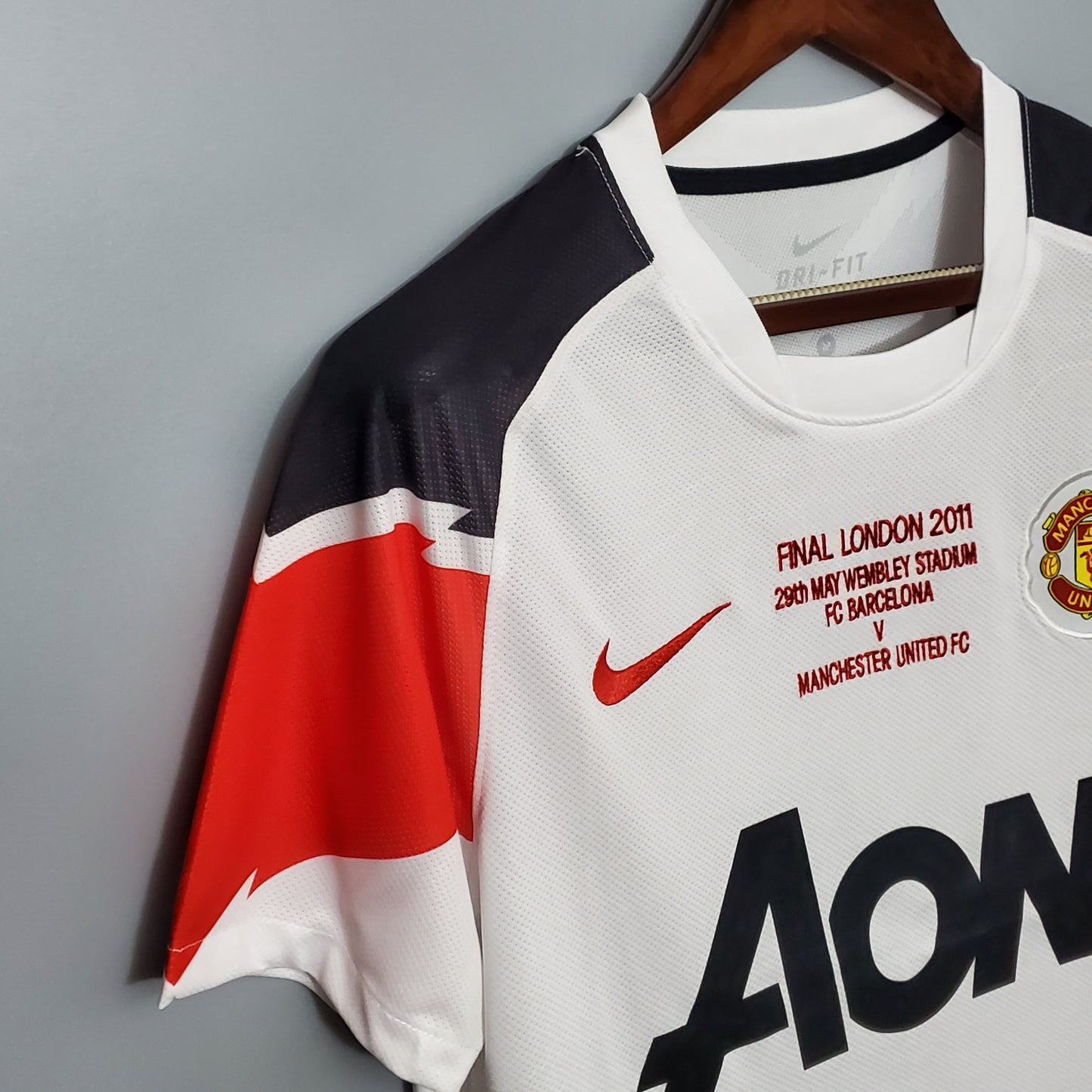 Manchester United 10/11 Champions League Version Away