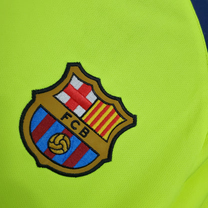 Barcelona 05/06 Away