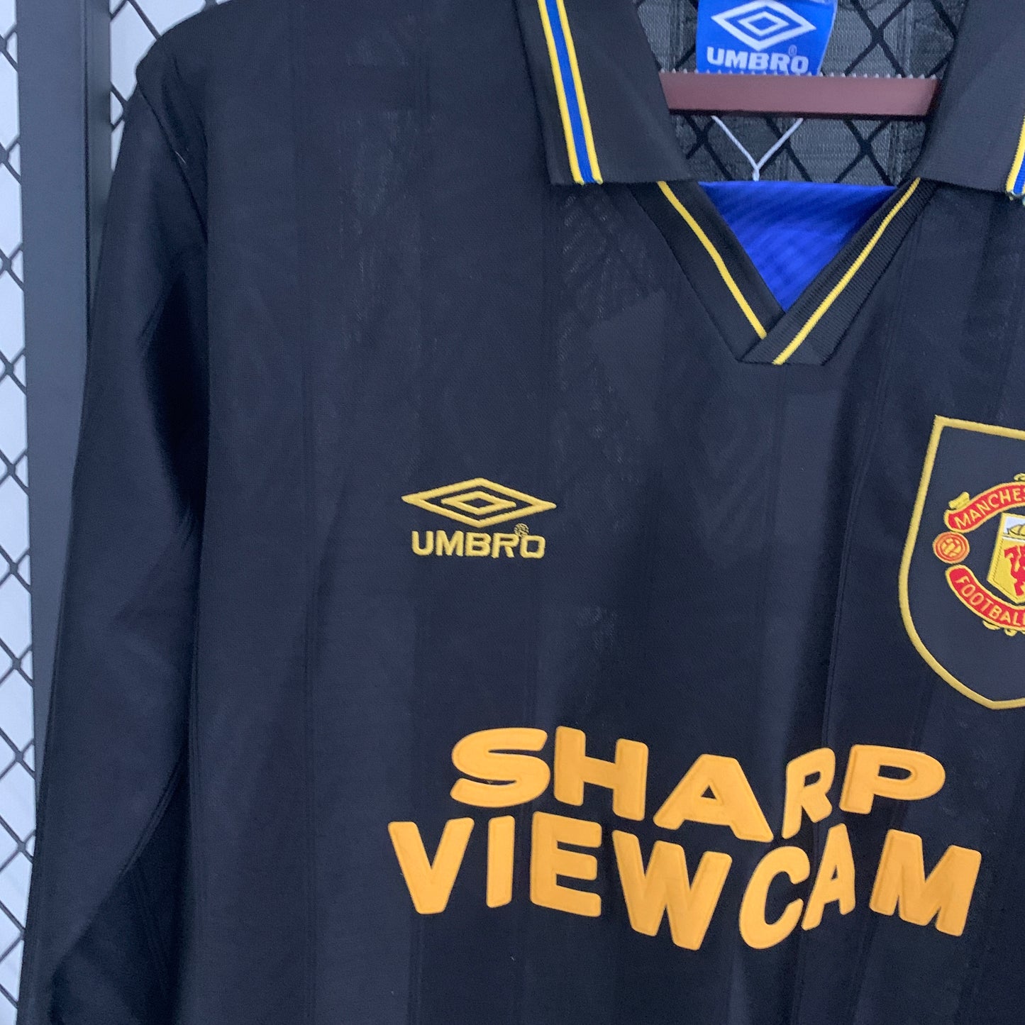 Manchester United 93/95 Away Long Sleeve