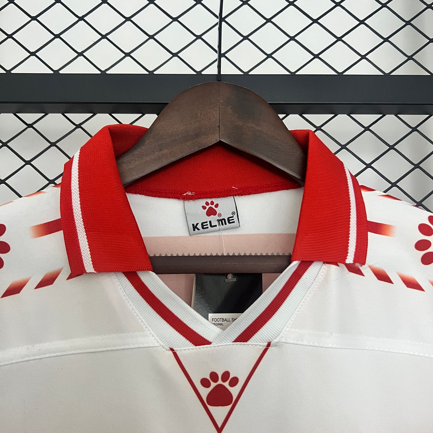 Granada Home 97/98
