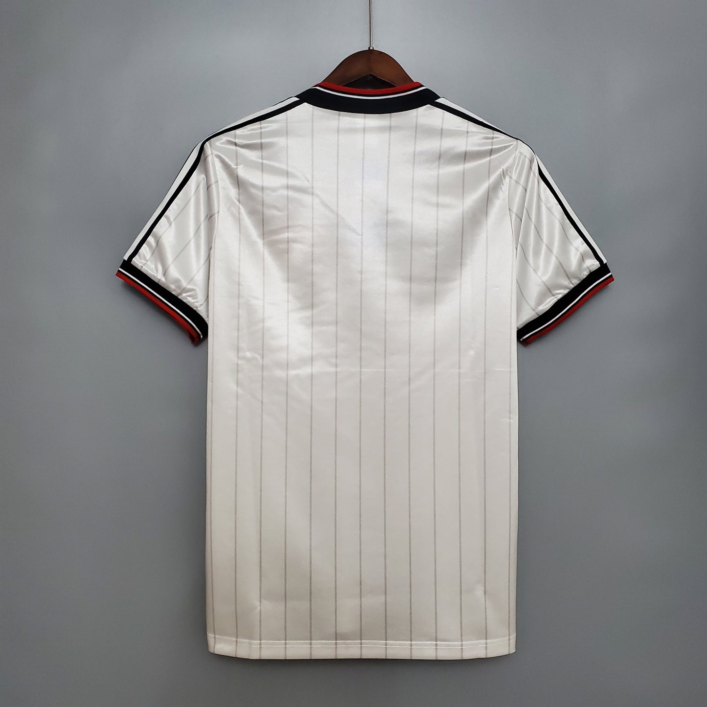 Manchester United 1983 Away