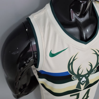 Milwaukee Bucks Egg White