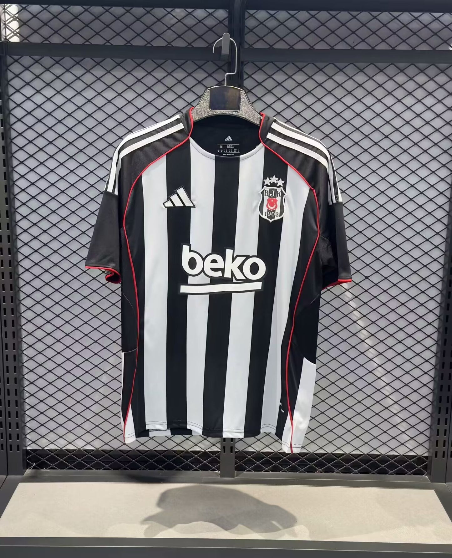 Besiktas 25/26 Home