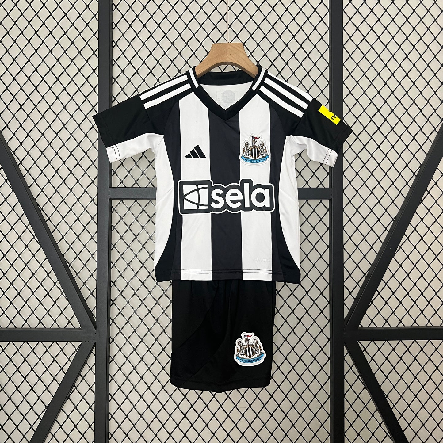 Newcastle  Kid Home 24/25