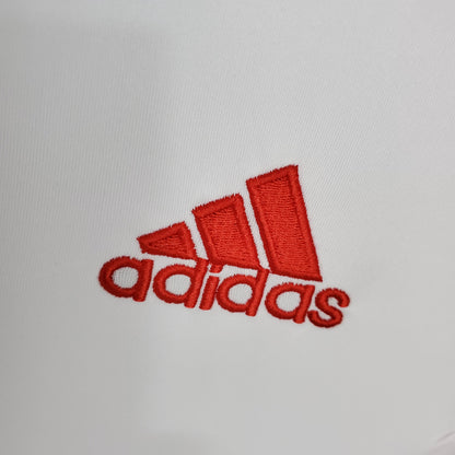 Benfica 04/05 Away