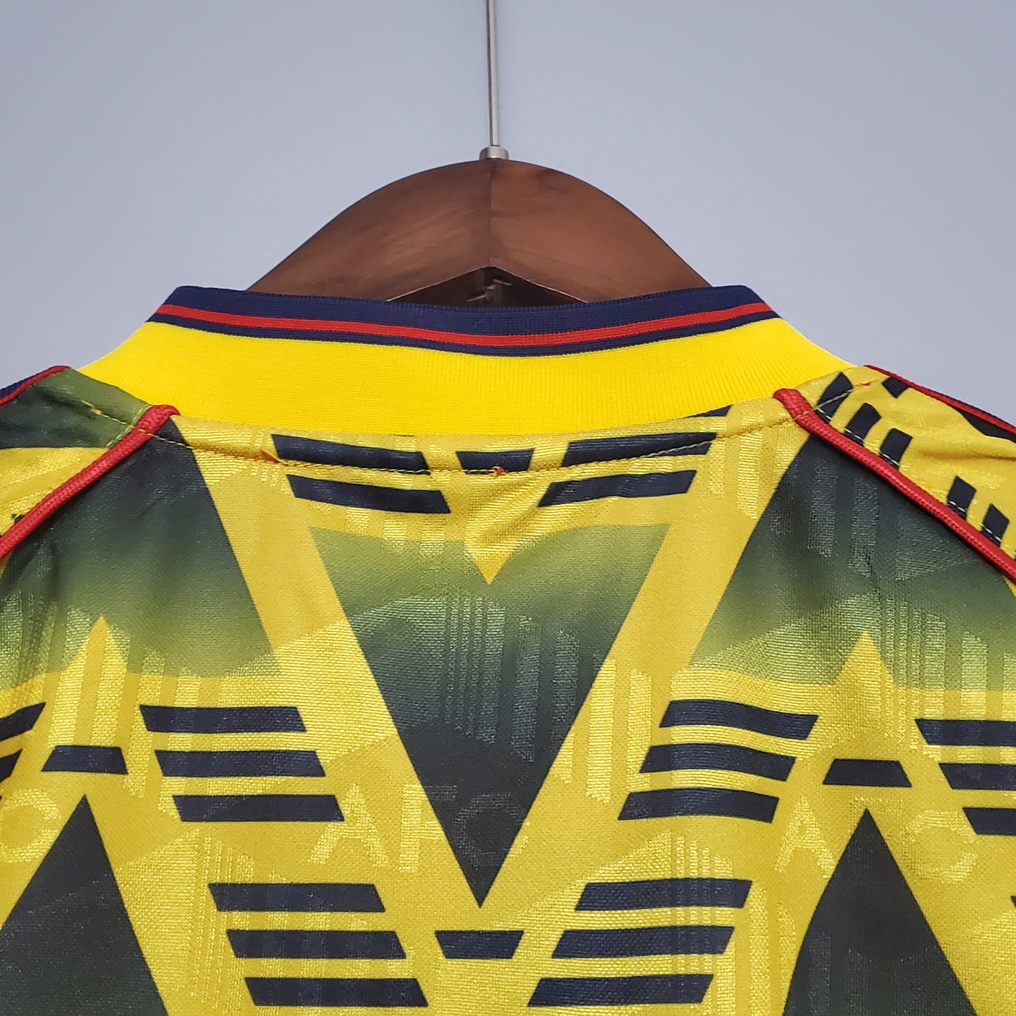 Arsenal 91/93 Away