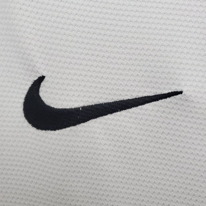 Manchester United 13/14 Away