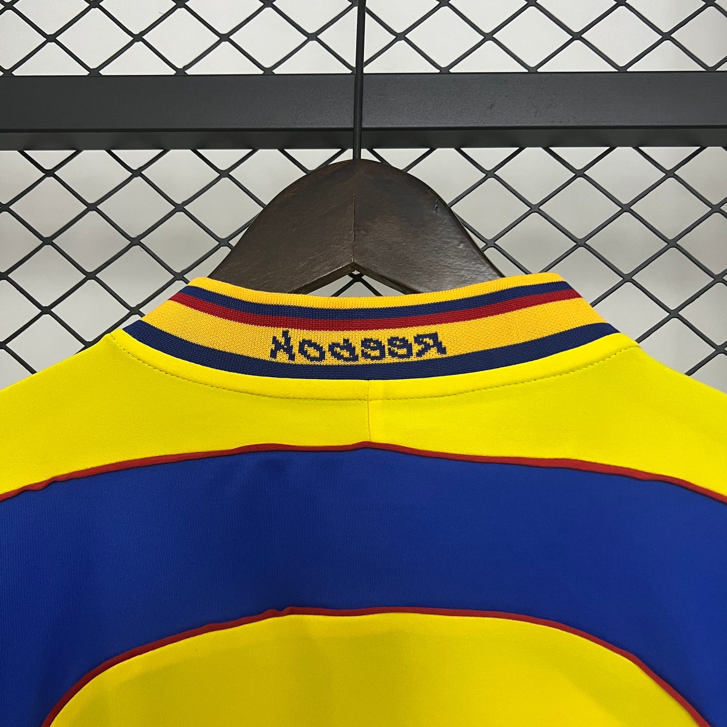 Colombia Home 01/02