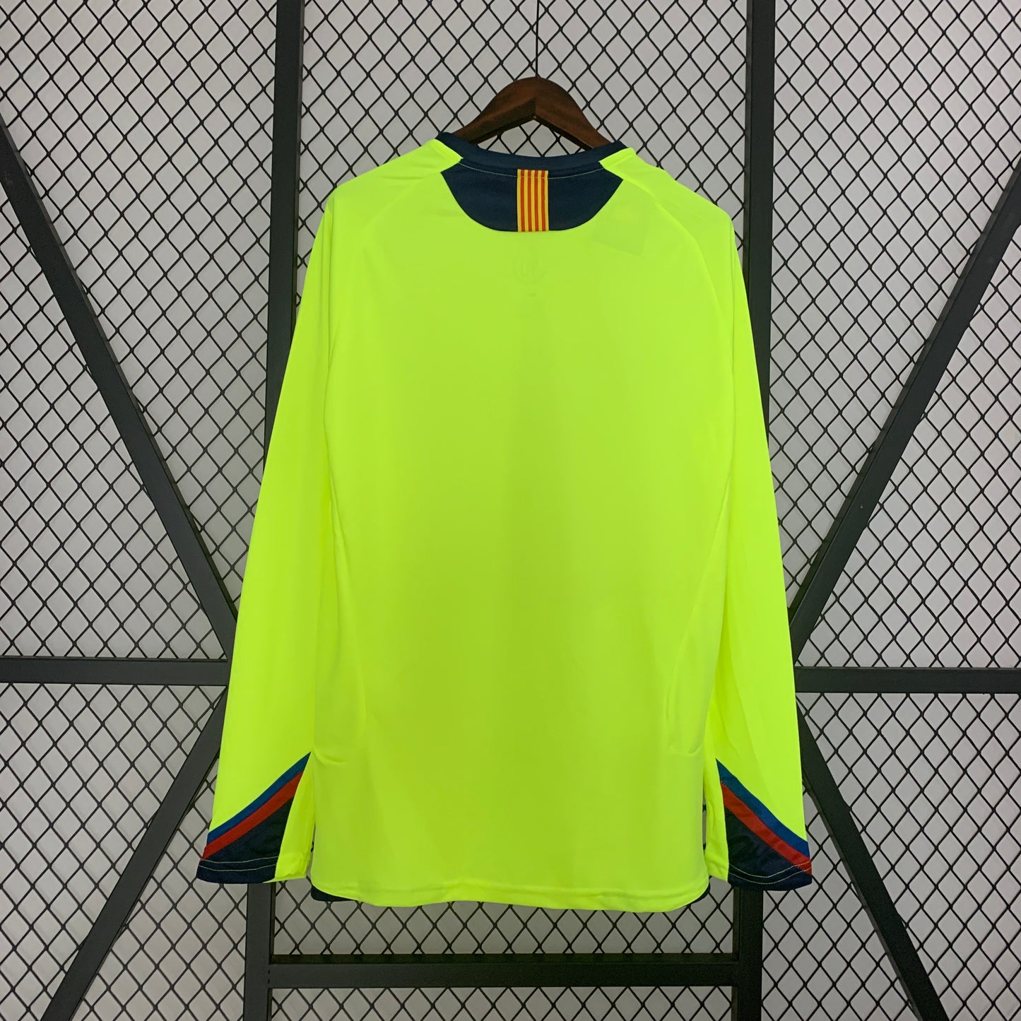 Barcelona 05/06 Away Long Sleeve