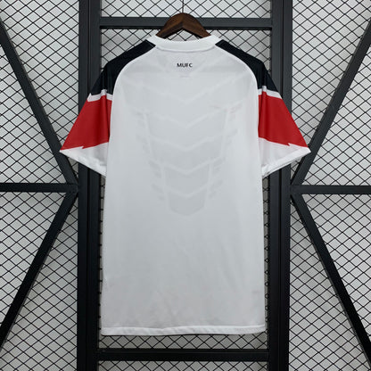 Manchester United 10/11 Away