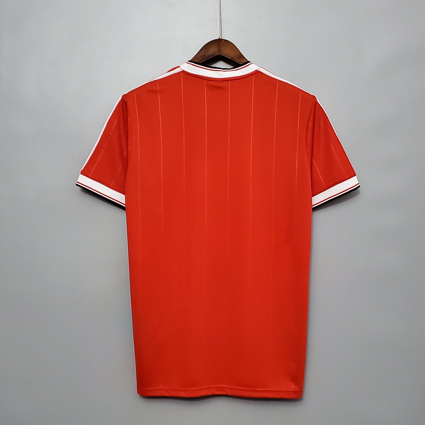 Manchester United 83/84 Home